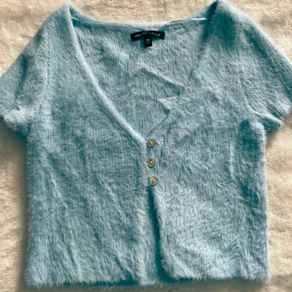 PacSun's Kendall & Kylie Empire Powder Blue Fuzzy Cropped V-Neck Sweater